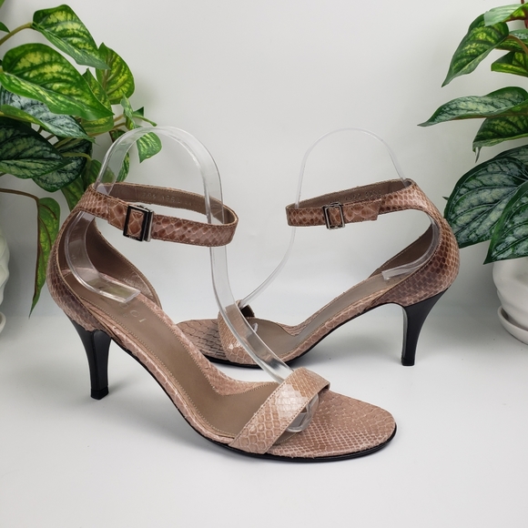 GUCCI Sandal Snake Skin Ankle Strap Heels sz 38.5 C US 8 - Picture 2 of 16